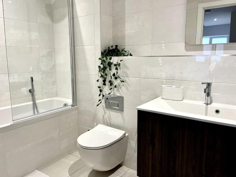 Luxury 3 Bed House W Parking & Garden! 1 Villa Bournemouth Buitenkant foto